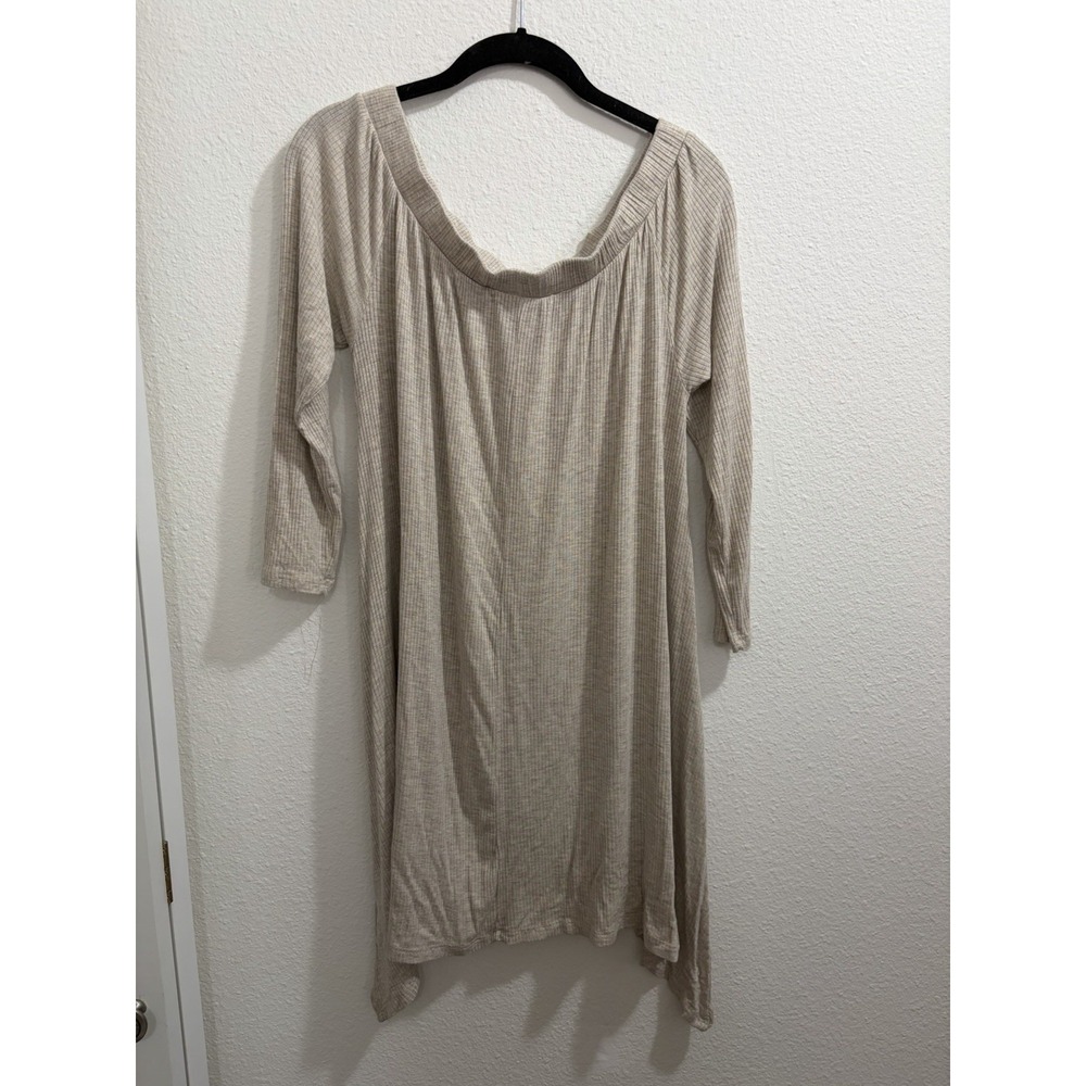 Red by BKE Shirt Womens Medium 3/4 Sleeve Tunic Off Shoulder Beige